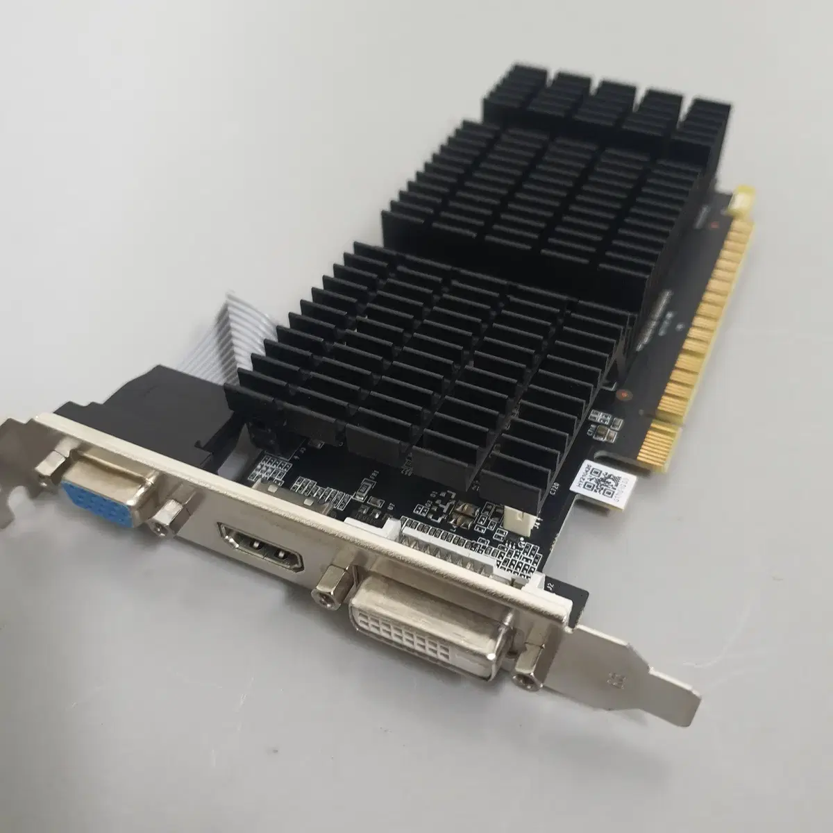 [무료배송] 중고 갤럭시 GT710 무전원 무소음 듀얼모니터 그래픽카드